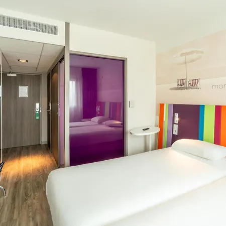 Ibis Styles Olonne מלון 3*