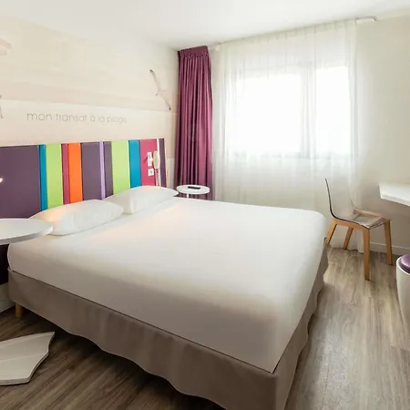 Ibis Styles Olonne لي سابلِ دولونْ