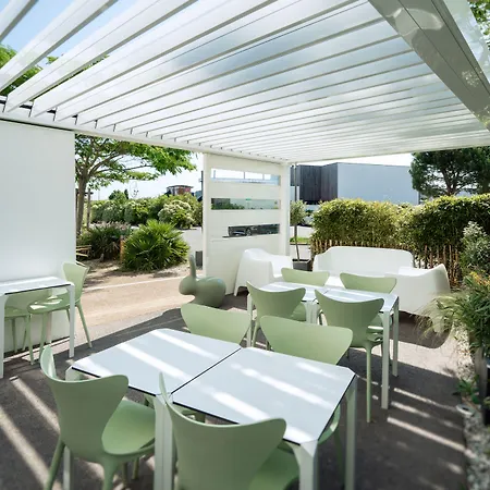 Ibis Styles D'olonne 3* レ・サ​​ーブル・ドロンヌ