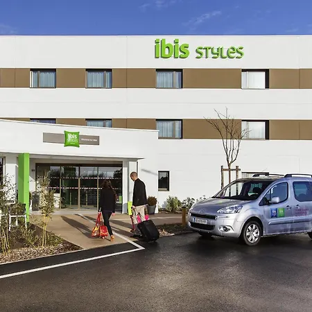 Ibis Styles D'olonne ホテル 3*